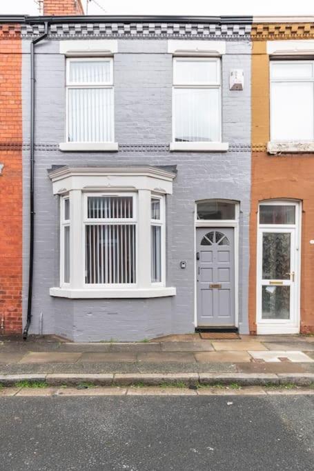3-Bedroom Home In Liverpool L15 With Free Parking מראה חיצוני תמונה